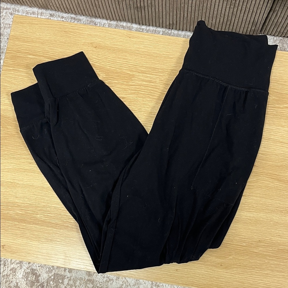 Athleta Joggers Black